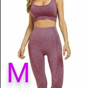 🆕Purple Sports Seamless Leggings & Bra Size M